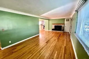 5621 Garrett Dr, Miami Township, OH 45150 - Photo 6