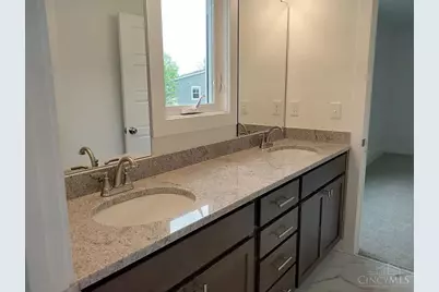 8109 Maxfield Lane, Madeira, OH 45243 - Photo 18