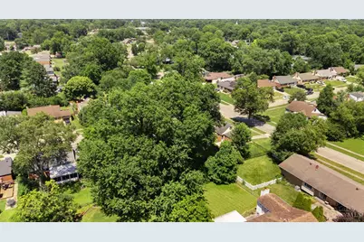 847 Sabino Court, Springfield Township, OH 45231 - Photo 2