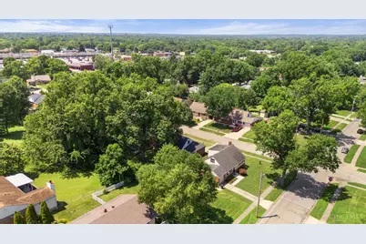 847 Sabino Court, Springfield Township, OH 45231 - Photo 4