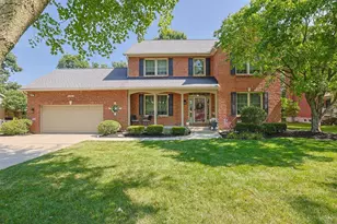 6936 Crown Pointe Dr, Liberty Township, OH 45011 - Photo 2
