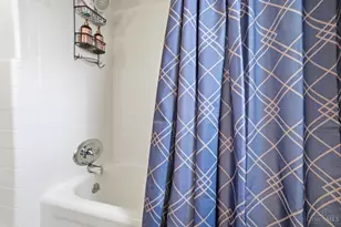 1035 Cheyenne Dr, Cincinnati, OH 45216 - Photo 40