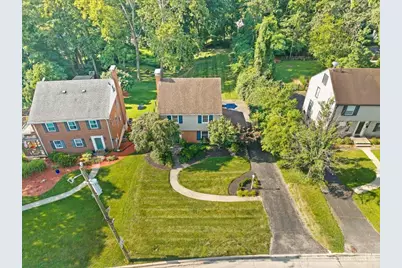 5647 Euclid Road, Columbia Township, OH 45236 - Photo 2