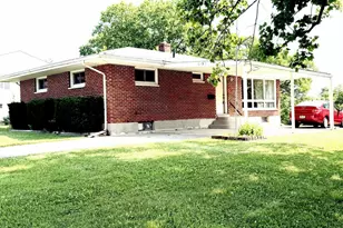 1194 Briarwood Dr, Hamilton, OH 45013 - Photo 1