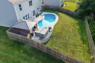 713 Mary Ln Ext, South Lebanon, OH 45065 - Photo 8