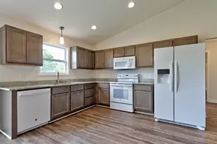 150 Choctaw Dr, Franklin Township, OH 45171 - Photo 6