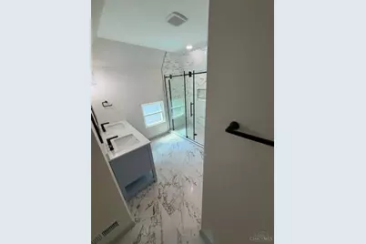 6272 Rogers Park Place, Cincinnati, OH 45213 - Photo 8
