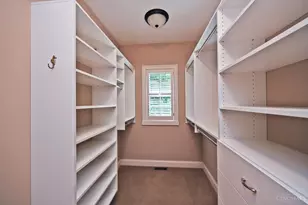 8100 Chinquapin Ln, Indian Hill, OH 45243 - Photo 34