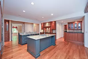 8100 Chinquapin Ln, Indian Hill, OH 45243 - Photo 14