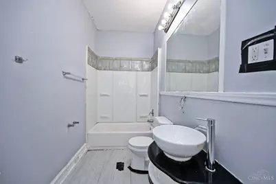 3918 Tappan Avenue, Cincinnati, OH 45223 - Photo 12