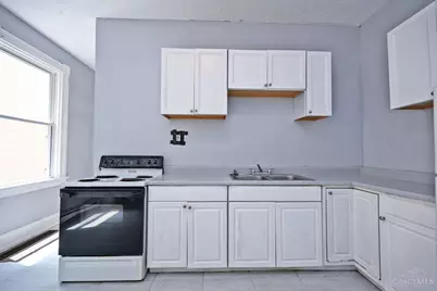 3918 Tappan Avenue, Cincinnati, OH 45223 - Photo 8