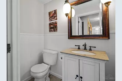 2717 N Kings Arms Circle, Centerville, OH 45440 - Photo 16