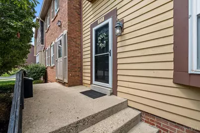 2717 N Kings Arms Circle, Centerville, OH 45440 - Photo 2