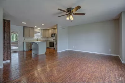 925 Autumn Court, Trenton, OH 45067 - Photo 8