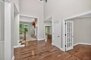 6607 Red Hawk Ct, Hamilton Township, OH 45039 - Photo 8