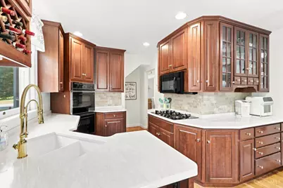 935 Congress Avenue, Glendale, OH 45246 - Photo 4
