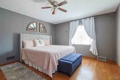 1127 Betty Lane, Delhi Township, OH 45238 - Photo 20