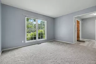 7279 Rolling Meadows Dr, West Chester, OH 45069 - Photo 10