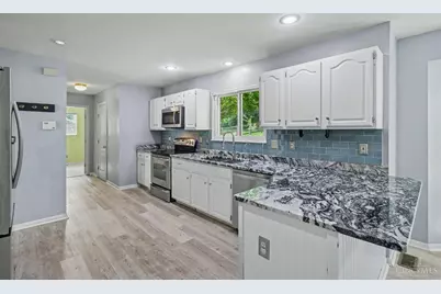 7279 Rolling Meadows Drive, West Chester, OH 45069 - Photo 2