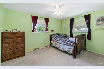 4801 Narcissus Court, Cincinnati, OH 45238 - Photo 14