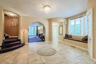 5940 Ambassador Ct, Fairfield, OH 45014 - Photo 6