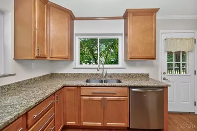 9520 West Avenue, Blue Ash, OH 45242 - Photo 10