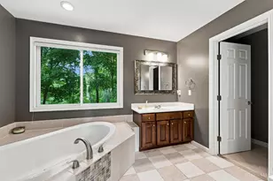 866 Miami Ridge Dr, Miami Township, OH 45140 - Photo 24