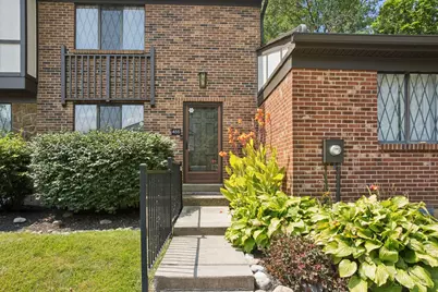 455 Dartmouth Circle #22, Union Township, OH 45244 - Photo 2