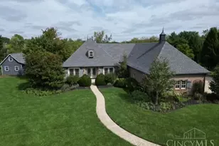 1574 Vicki Ln, Clearcreek Twp., OH 45036 - Photo 2