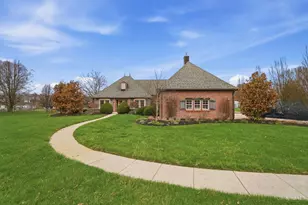 1574 Vicki Ln, Clear Creek Township, OH 45036 - Photo 4