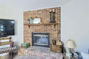 1372 Black Forest Dr, West Carrollton, OH 45449 - Photo 10