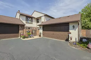 1372 Black Forest Dr, West Carrollton, OH 45449 - Photo 1
