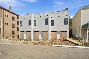 719 Ezzard Charles Dr, Cincinnati, OH 45203 - Photo 62