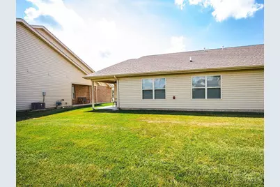 735 Villa Court, Trenton, OH 45067 - Photo 8