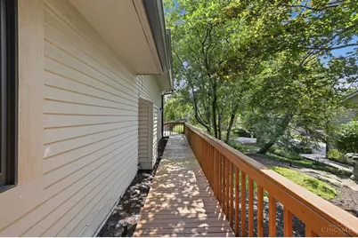143 Miami Lakes Drive, Milford, OH 45150 - Photo 4
