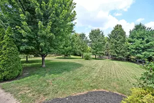 5602 Eagle Dance Dr, Liberty Township, OH 45011 - Photo 8