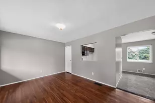 9743 Woodmill Ln, Springfield Township, OH 45231 - Photo 10