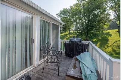 10370 Kingsport Drive, Evendale, OH 45241 - Photo 32