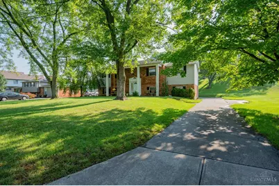 10370 Kingsport Drive, Evendale, OH 45241 - Photo 4
