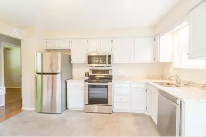 673 Karnak Court, Delhi Township, OH 45233 - Photo 2