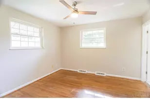 673 Karnak Ct, Delhi Township, OH 45233 - Photo 16