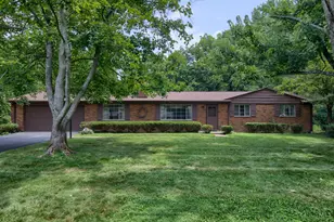 5676 Colonial Dr, Miami Township, OH 45150 - Photo 1