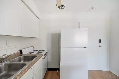 6469 Montgomery Road #7, Cincinnati, OH 45213 - Photo 12
