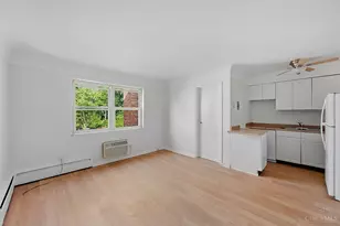 6469 Montgomery Rd, Cincinnati, OH 45213 - Photo 6