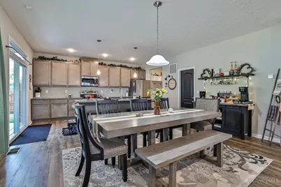 1223 Waterbury Drive, Carlisle, OH 45005 - Photo 16