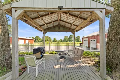 15830 Eastwood Road, Sterling Township, OH 45154 - Photo 4