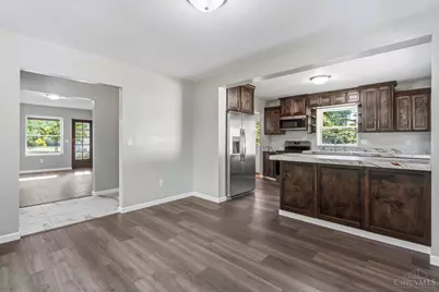 396 Glensharon, Springdale, OH 45246 - Photo 8