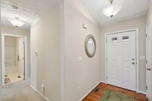 349 Timber Hill Dr, Hamilton, OH 45013 - Photo 4