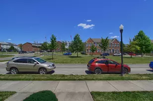 1443 Laurel Park Dr, Cincinnati, OH 45214 - Photo 4