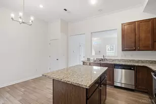 1443 Laurel Park Dr, Cincinnati, OH 45214 - Photo 12